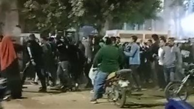 موته بسبب خلافات مالية.. تشييع جنازة شاب لقي مصرعه على يد ابن عمه بالفيوم | بث مباشر