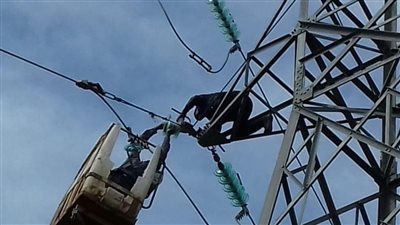 مصرع عاملين صعقًا بالكهرباء من عمود ضغط عالٍ في المنوفية