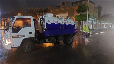 بالتزامن مع نوة الشمس الصغرى.. أمطار غزيرة تضرب الإسكندرية 