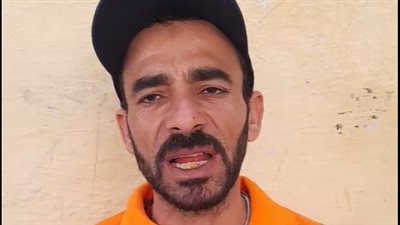 بعد عثوره على 300 ألف جنيه وإعادتها لصاحبها.. عامل النظافة: عايز أربي عيالي بالحلال ونفسي أكافئ زوجتي بعمرة