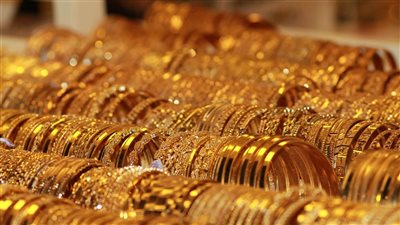 جرام الذهب بـ2800 جنيه.. وتاجر بأسيوط: متوقع انخفاضه أكثر وبنصح اللي هيتجوز يشتري دلوقتي | بث مباشر