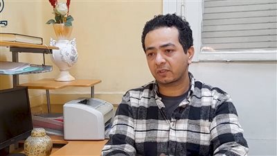 متصوميش لو مش هتروحي لدكتور.. استشاري يكشف ضوابط الصيام الآمن للحوامل| بث مباشر 