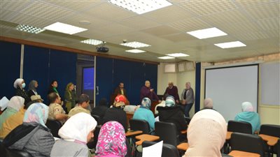 بعد واقعة أحمد رفعت.. دورة تدريبية لعملية الإنعاش القلبي الرئوي بـ صحة المرأة بالإسكندرية 