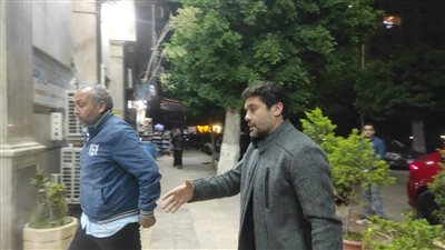 الصقر يزور أحمد رفعت بالمستشفى للاطمئنان على حالته الصحية