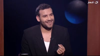 محكمة الأسرة تُلزم مغني المهرجانات مُسلم بالإنفاق على طفله من زوجته الأولى