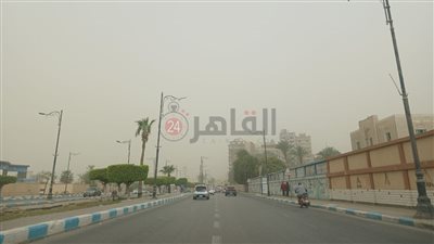 إغلاق جزئي لطريق السويس - القاهرة لانعدام الرؤية بسبب الرياح والأتربة