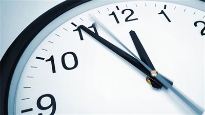 تقديم الساعة 60 دقيقة.. موعد تطبيق التوقيت الصيفي 2024 في مصر | بث مباشر