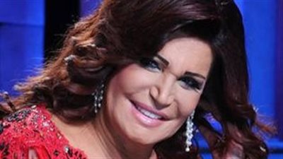 قبل خضوعها لعملية جراحية.. نجوى فؤاد: نفسي أعيش مستورة لآخر لحظة