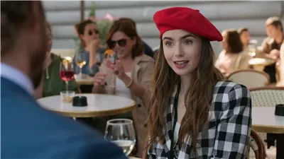 تفاصيل مسلسل 4 Emily in Paris بعد الإعلان عن عرضه على Netflix 