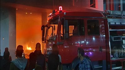 حريق كافيه في شبين القناطر بسبب ماس كهربائي.. والحماية المدنية تسيطر عليه | بث مباشر