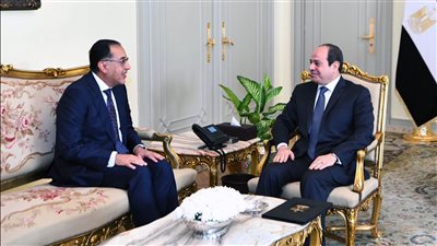 رئيس الوزراء يقدم استقالته للرئيس.. والسيسي يكلف بتشكيل حكومة جديدة| بث مباشر