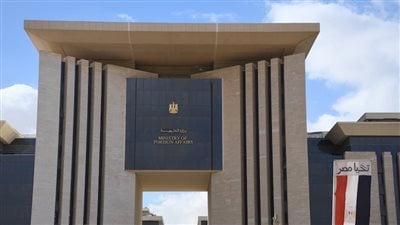 مصر تؤكد ضرورة الالتزام ببنود اتفاق وقف إطلاق النار في غزة وبدء تنفيذه دون تأخير