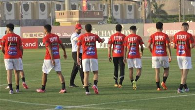 المنتخب الأولمبي يتدرب على مجموعتين استعدادا للتجربة الإيفوارية الثانية