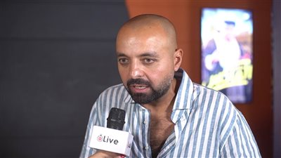 مخرج فيلم عصابة الماكس: أحمد فهمي وروبي بينهم كيميا.. وحظي حلو إن كل الأبطال شخصيات منضبطة في اللوكيشن