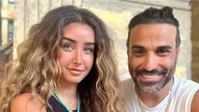 هنا الزاهد: أحمد فهمي بقى زميل مهنة.. ومنزلتش دمعة لما اتطلقنا