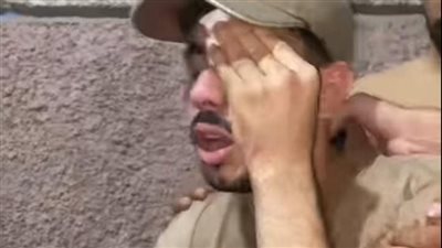 كتم أنفاسها وتحرش بها.. فتاة تتعدى على شاب وتصفعه في المرج