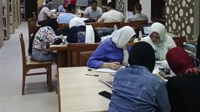 زحام طلاب الثانوية العامة على المكتبات العامة بعد إعلان فتح أبوابها خلال انقطاع الكهرباء | بث مباشر 