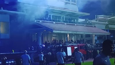 خلل في غرفة التحكم.. مصدر بكهرباء الإسكندرية يكشف سبب حريق الاستاد 