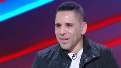 أحمد السيد ينتقد إدارة الأهلي بسبب تأخر الصفقات: الأندية الكبيرة تحدد احتياجاتها مبكرًا