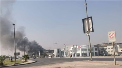 حريق مصنع أثاث بالمنطقة الصناعية الأولى في العبور