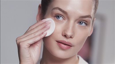  طرق العناية بالبشرة خلال موجات الطقس الحار