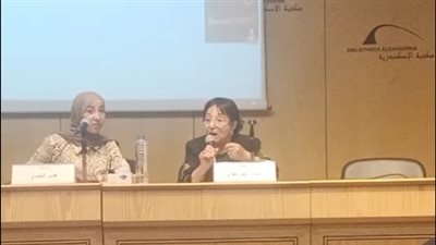 سميرة عبد العزيز من مكتبة الإسكندرية: الشباب مش لاقين اللي ينصحهم يقرأوا إيه | بث مباشر