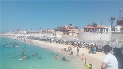 رفع درجة الاستعداد القصوى بشواطئ مطروح.. وتوجيهات بغلقها عند تغير حالة البحر