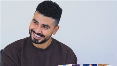 محمد أنور: الناس بتشوفني شبه ابن خالتهم لأني شبه كل المصريين | فيديو