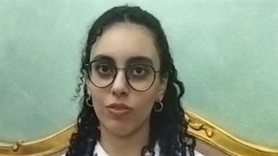 الأولى على الثانوية العامة أدبي: حافظت على الصلاة والقرآن طول السنة.. ومكنتش بضغط نفسي في المذاكرة | بث مباشر