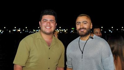 تامر حسني لـ القاهرة 24: سأكرر تجربة التأليف والإخراج مرة ثانية.. وأحب تشجيع المواهب الشابة | حوار