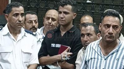 محليتناش غير الدعاء.. نجوم المهرجانات يدعمون عصام صاصا بعد حكم حبسه 6 أشهر