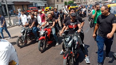 بعد تشييع الجثمان وحبس المتهمين.. القصة الكاملة لدهس وسحل سائق دليفري في الإسكندرية