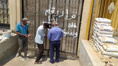 غلق وتشميع محال تجارية بأسواق الإسكان الاجتماعي في 15 مايو