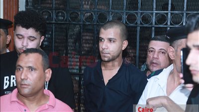 عصام صاصا للمحكمة: أنا عملت التوكيل على بوابة مصر الرقمية ومعرفش حاجة عن تزويره |فيديو