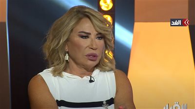 إيناس الدغيدي تثير الجدل: عشت المساكنة قبل زواجي.. ومش حاطة الحرام تارجت في حياتي| فيديو