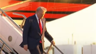 المرشح الجمهوري دونالد ترامب يصل إلي فيلادلفيا استعدادًا للمناظرة المرتقبة أمام كامالا هاريس