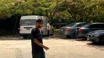 وليد سليمان وعدد من نجوم الدوري المصري أول الحضور في جنازة إيهاب جلال
