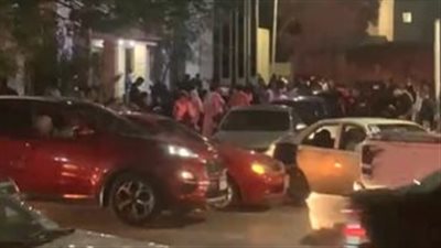 ارتدت الكفن بدل فستان الزفاف.. المئات من أهالي بورسعيد ينتظرون خروج جثمان عروس توفيت ليلة حنتها من المشرحة |بث مباشر 