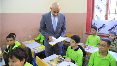 وزير التعليم يتفقد مدارس جرجا والبلينا في سوهاج 