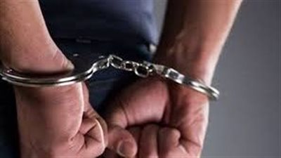 أوهموهم باستثمار أموالهم في المواد الغذائية.. القبض على شقيقين لاستيلائهما على 27 مليون جنيه من 6 أشخاص بسوهاج| بث مباشر 
