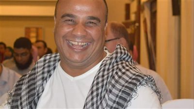 مصرع طبيب تحاليل من قنا إثر انقلاب ملاكي على صحراوي سوهاج
