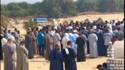  أهالي أسيوط يشيعون جثمان الطالبة هاجر إحدى ضحايا حادث جامعة الجلالة| بث مباشر 