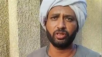 أب يتهم طبيبا بالإهمال الطبي وقطع العضو الذكري لنجله في قنا: ضيعلي ابني الوحيد وعايز حقه| بث مباشر