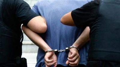 القبض على 3 أشخاص حاولوا سرقة طالب بسوهاج وأصابوه إصابات خطيرة| بث مباشر 