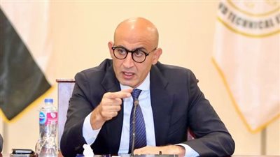 محدش هيستلمها غير من خلالنا.. وزير التعليم لـ القاهرة 24: لن يكون هناك بيع لكتب الوزارة بطريقة غير قانونية
