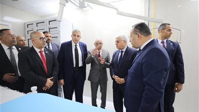 بتكلفة 514 مليون جنيه.. وزير التعليم العالي يفتتح مشروعات تعليمية وصحية بجامعة الإسكندرية 