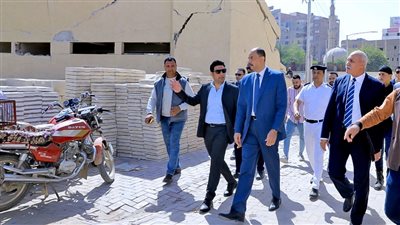 محافظ سوهاج يتفقد أعمال إزالة سينما أوبرا تمهيدًا لإنشاء مشروع استثماري