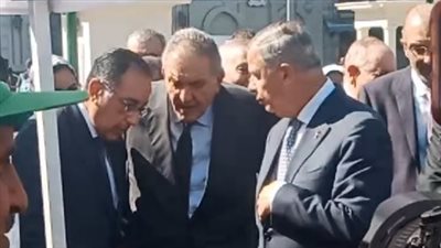 بأسعار مخفضة.. رئيس الوزراء يفتتح سوق اليوم الواحد بالإسكندرية | بث مباشر