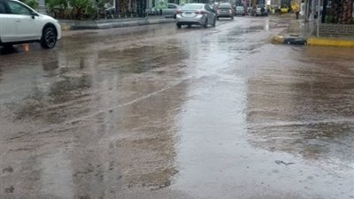 بعد تحذيرات الأرصاد.. أمطار وغيوم تضرب الجيزة | بث مباشر