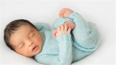 رؤية طفل رضيع في المنام للعزباء واحتضانه.. 7 أسرار وراء هذا الحلم